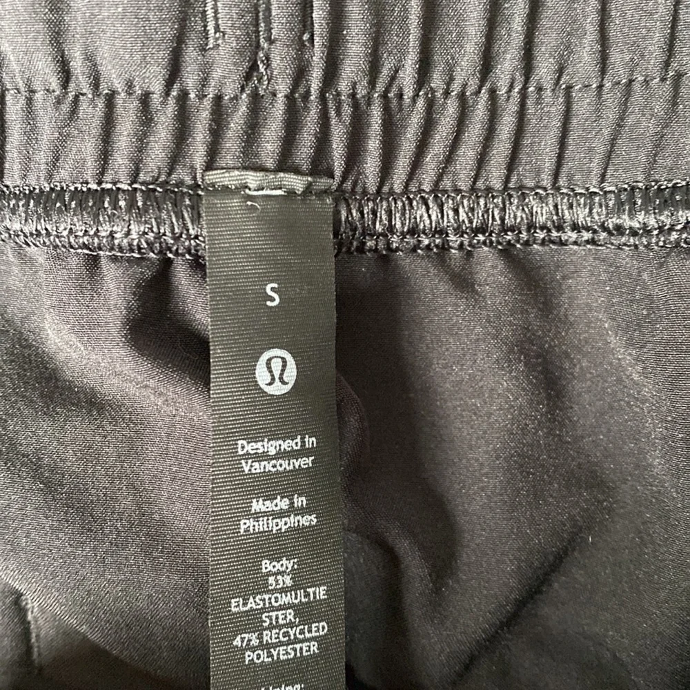 Men's LULULEMON Black Jogger Pants - Picture 4 of 4